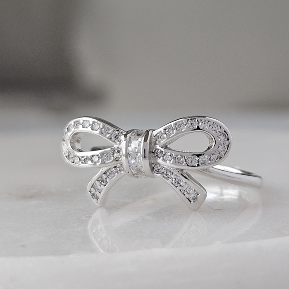 Bow Ribbon Ring, 925 Sterling Silver Charmed Aroma Bow Collection - Picture 3 of 6